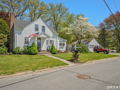 1 Middle Street, Waterford, CT, 06385