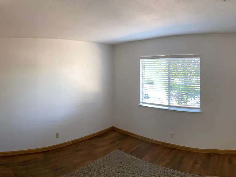1103 Spring Valley Cmn — Photo 13
