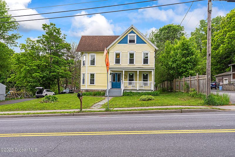 3rd image of 1409 Indian Fields Road