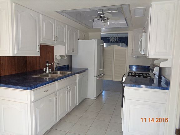 5th image of 2900 Escarpa Dr