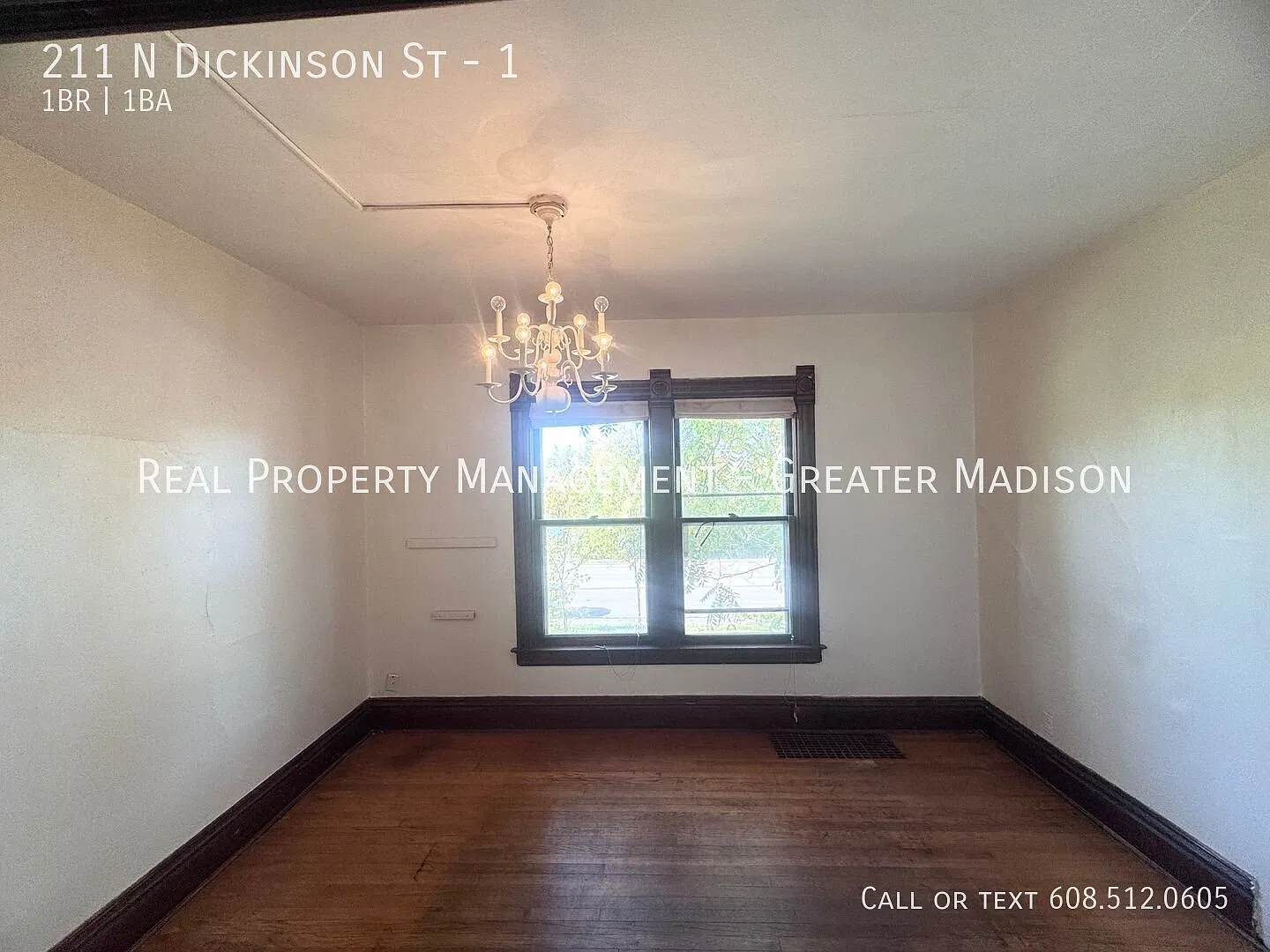 Vintage 1-Bedroom Apartment with Hardwood Floors and Large Yard! — Photo 3