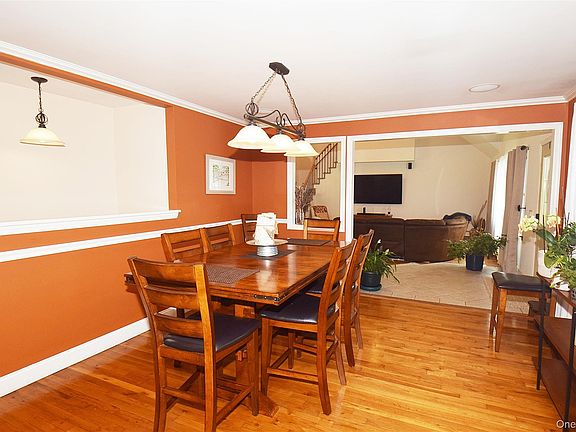 4th image of 587 Johnson Avenue