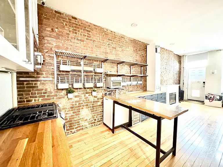305 E 119th St #1 — Photo 9