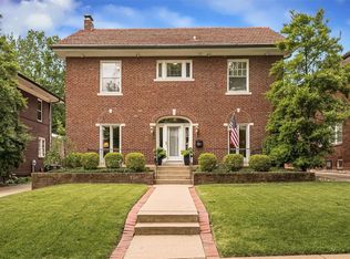 62 Arundel Pl, Saint Louis, MO 63105