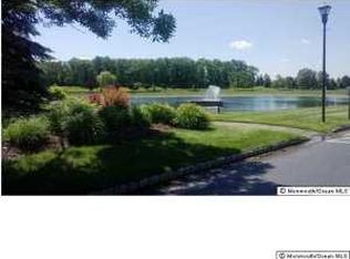 10 Oakmont Rd, Lakewood, NJ 08701