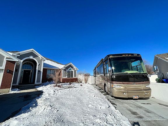 4th image of 4522 W Penny Cir