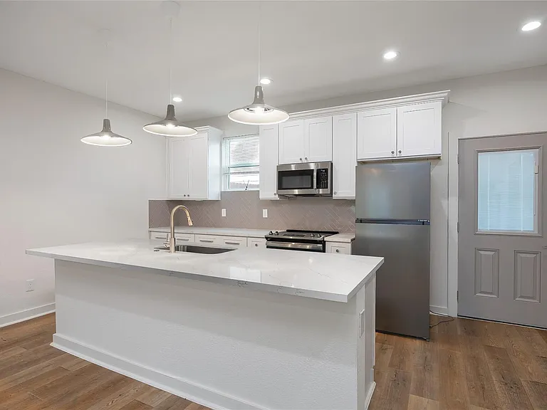 2753 Redrock St #B — Photo 13