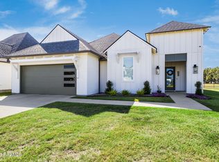 200 Sunshine Rise Dr, Broussard, LA 70518