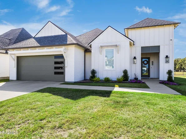 200 Sunshine Rise Dr, Broussard, LA 70518