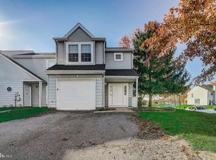 2 Stark Ct, Newark, DE 19702