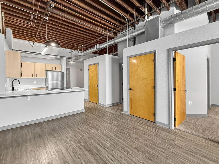 Emery Lofts — Photo 36
