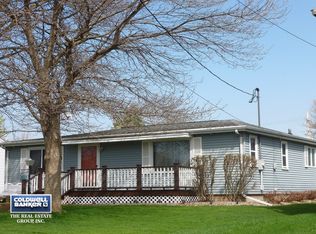 404 W 11th St, Kaukauna, WI 54130