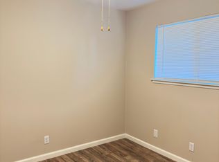 350 4th St, Lakeport, CA 95453