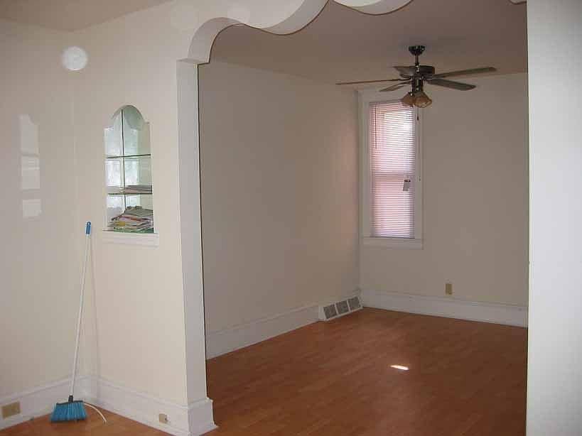 Living room to dining