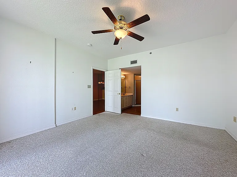 159 Marine St #204 — Photo 9