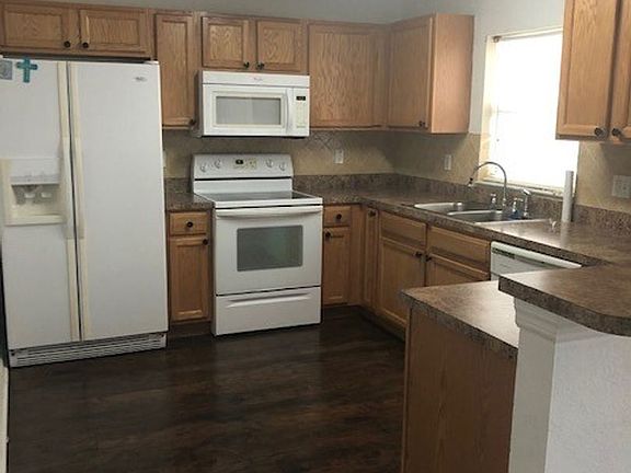 3rd image of 725 Bittern Ln Unit A & B