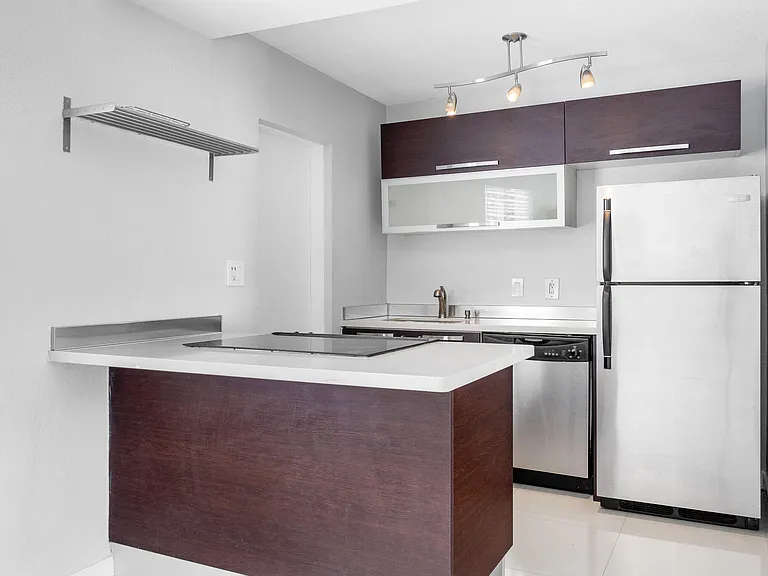 416 NE 15th Ave #1 — Photo 6