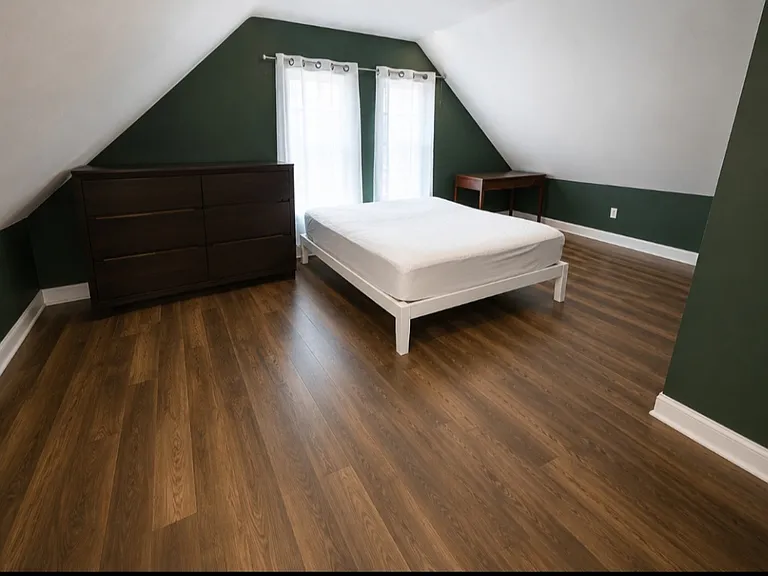 23 Grover St #2 — Photo 9