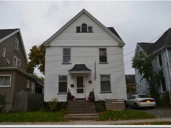 26 Lincoln Ave, Batavia, NY 14020