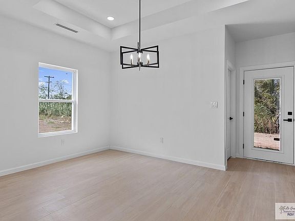 5th image of 6409 N Dorcas Cir