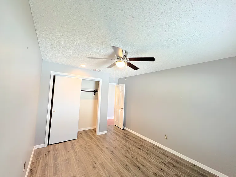8718 Master Link Ct — Photo 29
