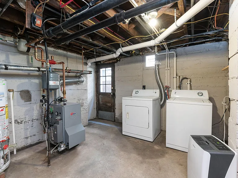 315 Vine St — Photo 19
