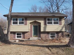 2806 Easton Blvd, Des Moines, IA 50317