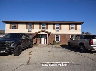 207 Clairmont Ct #1, Neenah, WI 54956