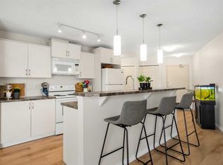 700 E Willowbrook Rd NW #2121, Airdrie, AB T4B0L5