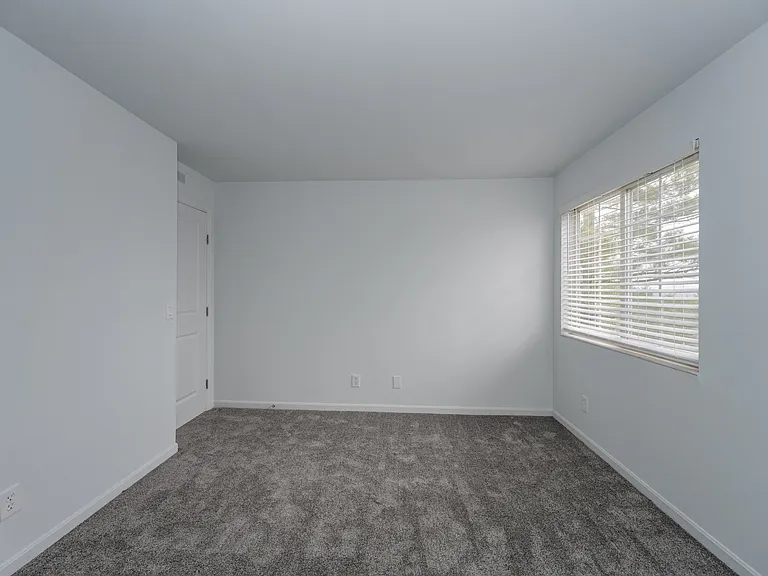 Ivy Hills Living Spaces — Photo 84