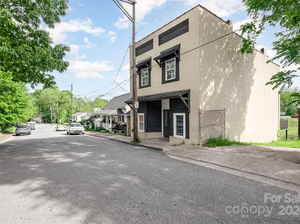 118 W Centerview St, China Grove, NC 28023