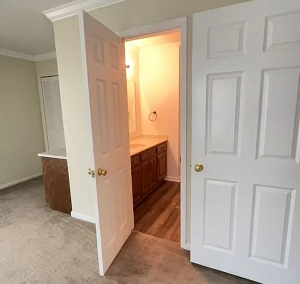 765 Bluffview Dr — Photo 21