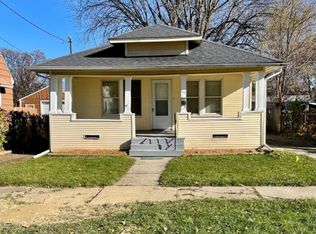 1105 Christopher St, Flint, MI 48503