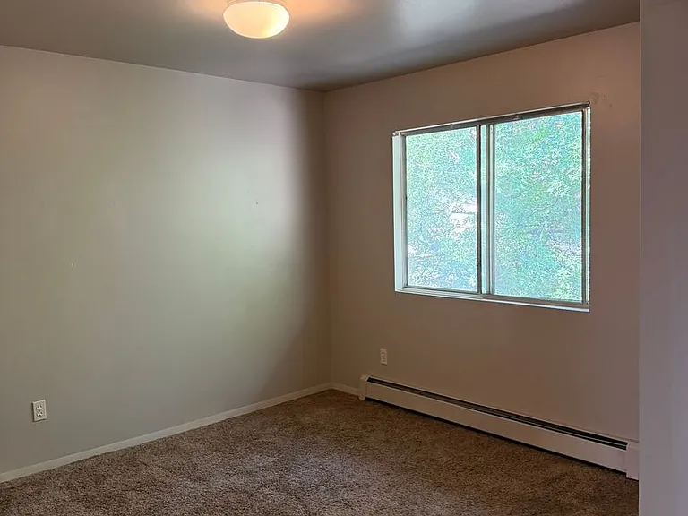 812 W Cedar Ct — Photo 7