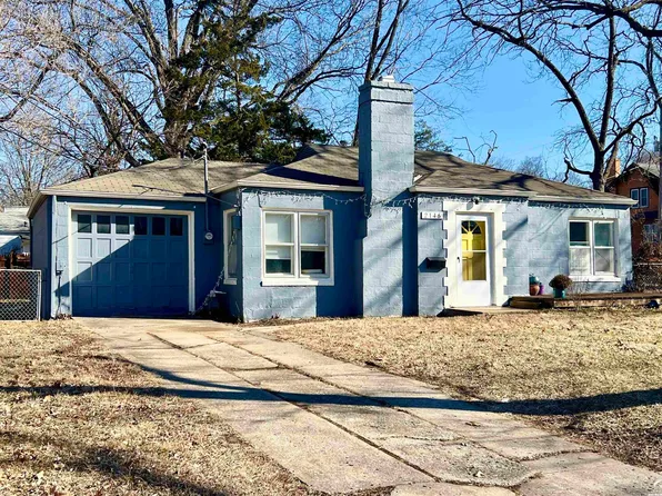 2146 Rhode Island St, Lawrence, KS 66046