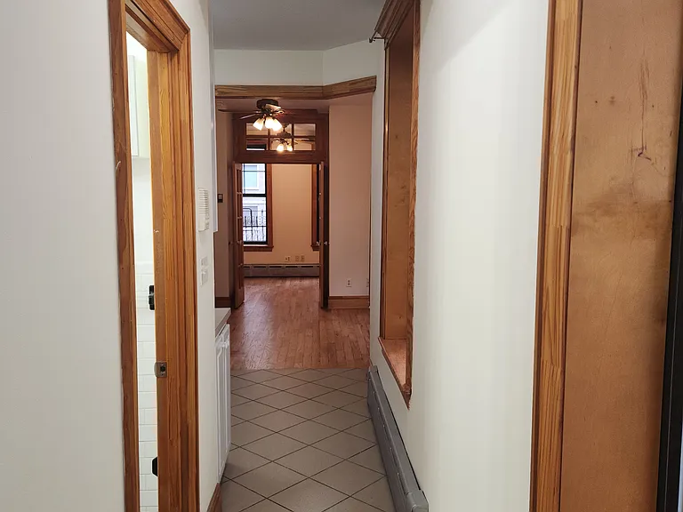 232 E 64th St #21 — Photo 1