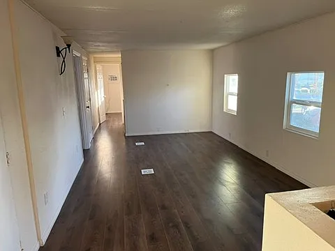 763 W Avenue L #14 — Photo 16