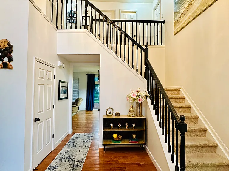 5273 Ivy Hill Dr — Photo 2