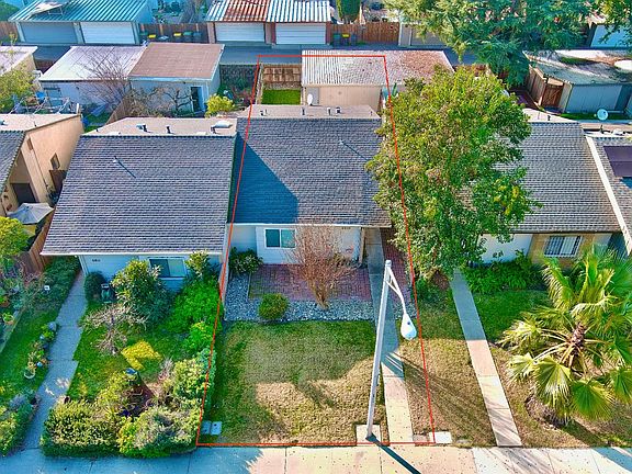 3rd image of 6815 Wilderness Ct