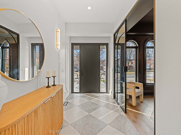 5th image of 38 Ridgevale Dr