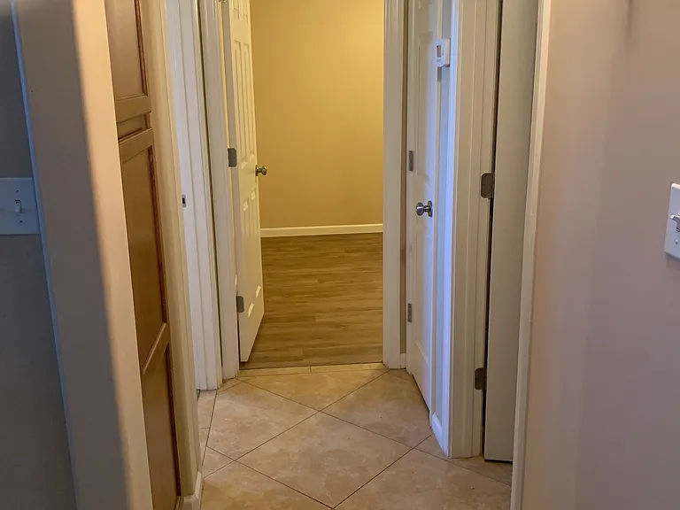 2343 E Sylvia St — Photo 10
