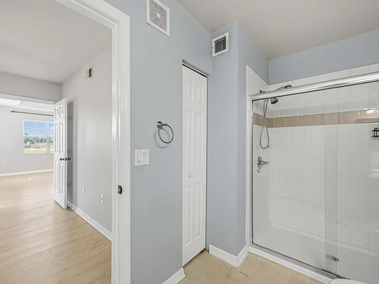 1195 Villagio Cir #208 — Photo 22