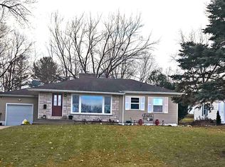 225 Martin Rd, Waterloo, IA 50701