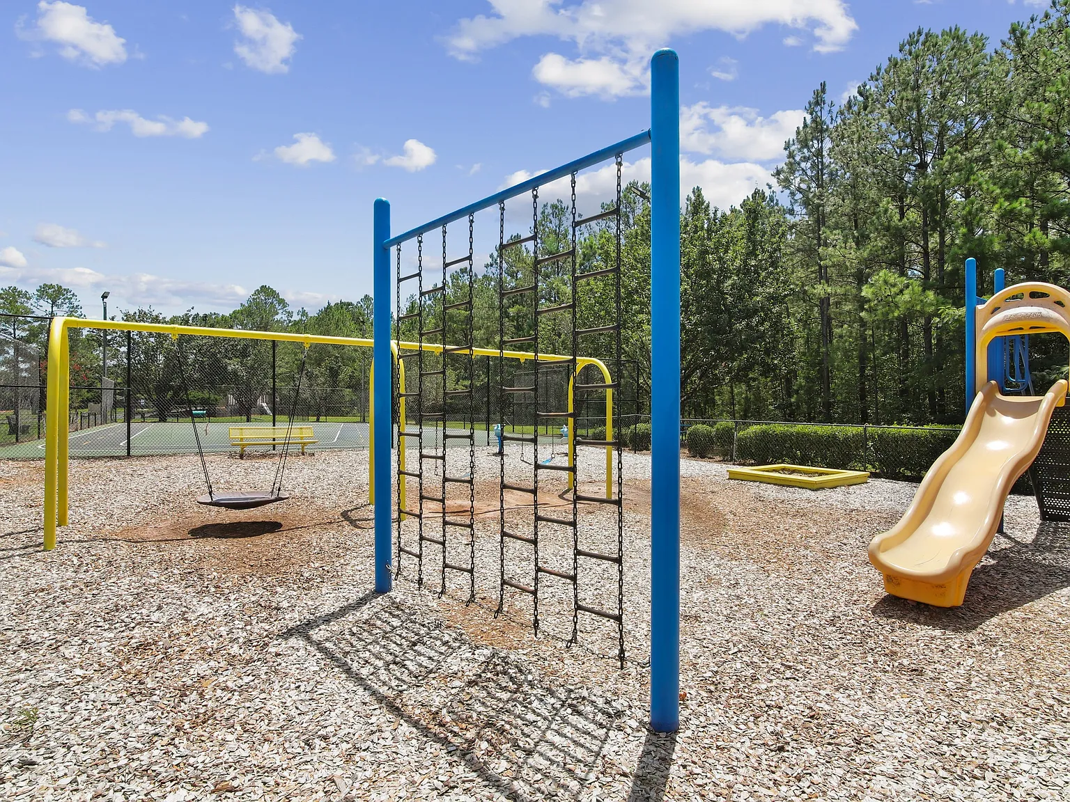 Galleria Park Apartments — Photo 4
