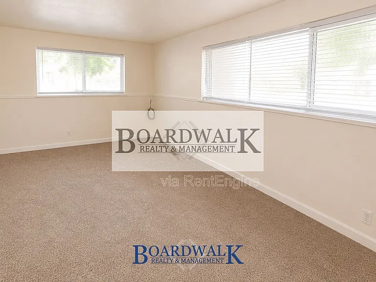 4653 W Harman Dr #3 — Photo 6
