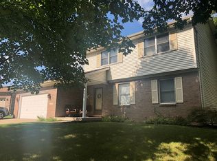 4442 29th St, Columbus, IN 47203