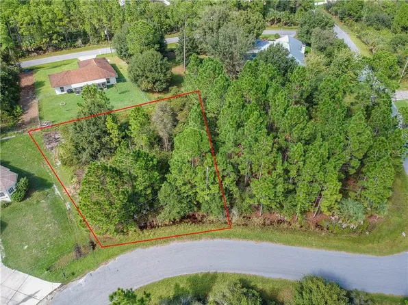 Harle Ave, North Port, FL 34291