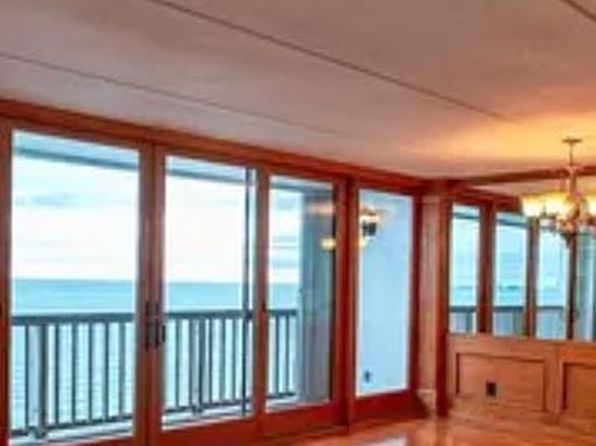 4334 Ocean Dr APT 705