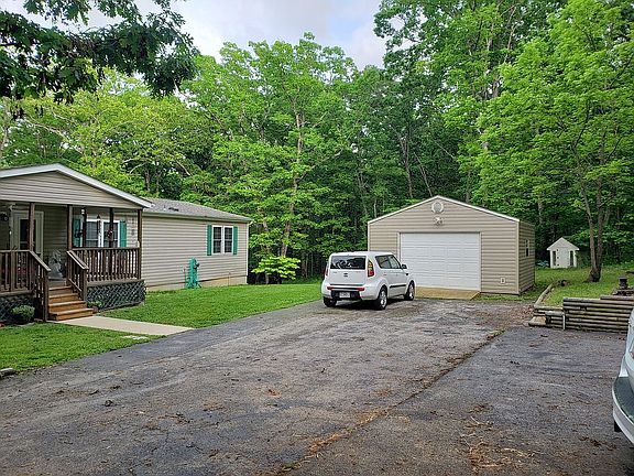 Detached Garage/Workshop