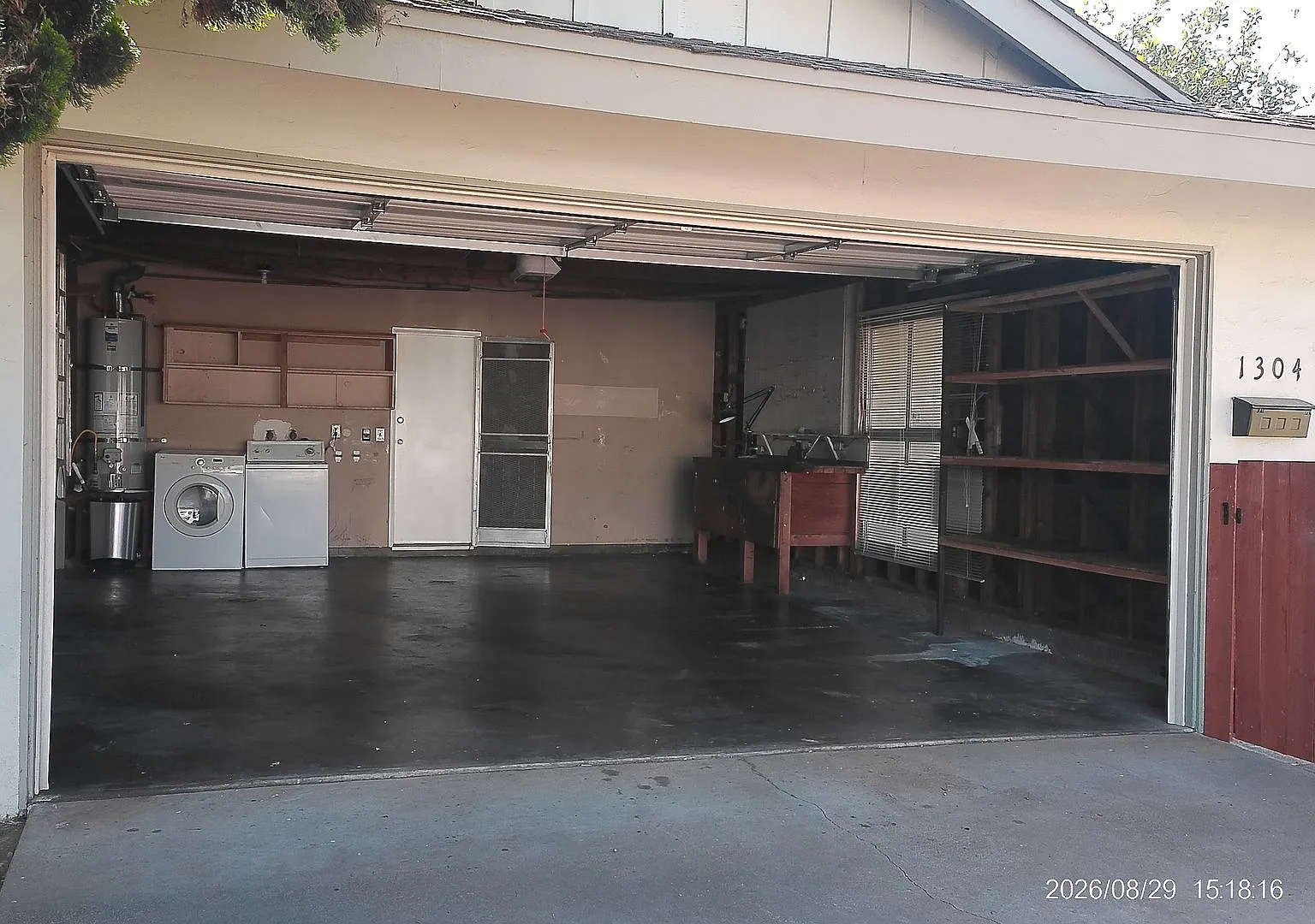 3 bedroom 2 bath house — Photo 2